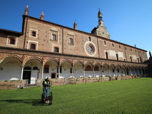 Mappatura del rischio di rinvenimento di manufatti di interesse archeologico tramite GPR al fine del posizionamento in sicurezza di sondaggi geognostici